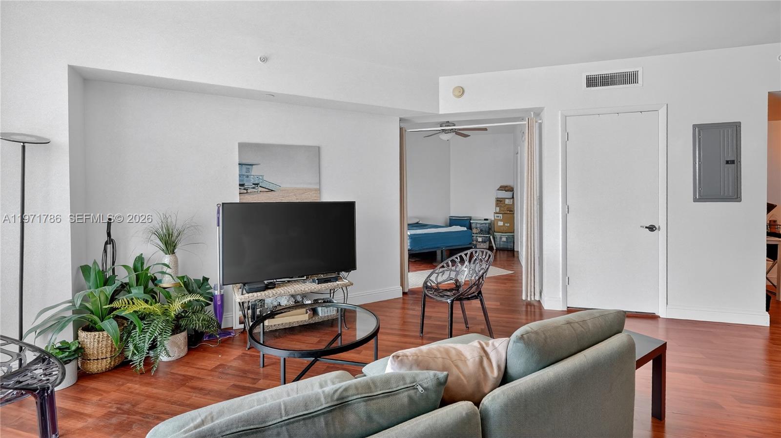 WIND CONDO - Residential