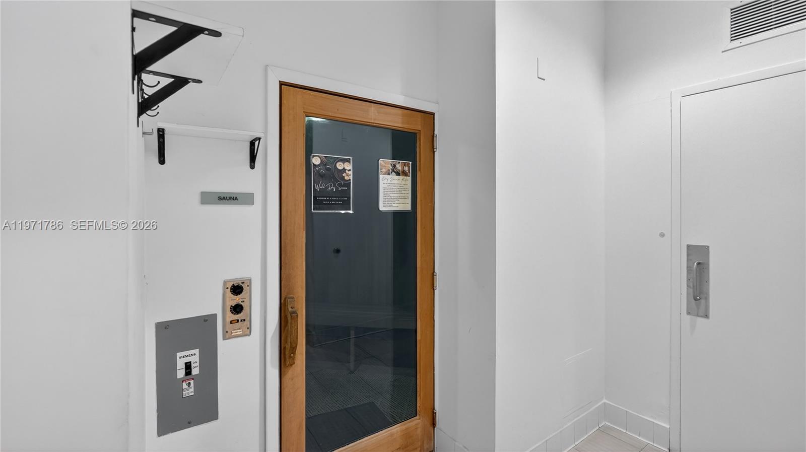 WIND CONDO - Residential