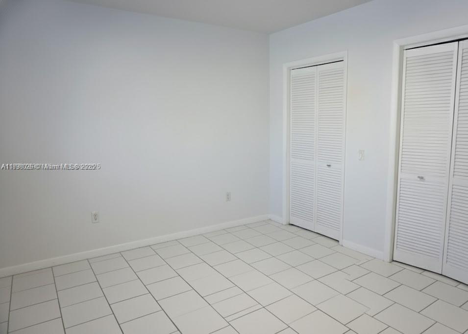 SANTONA CONDO - Residential