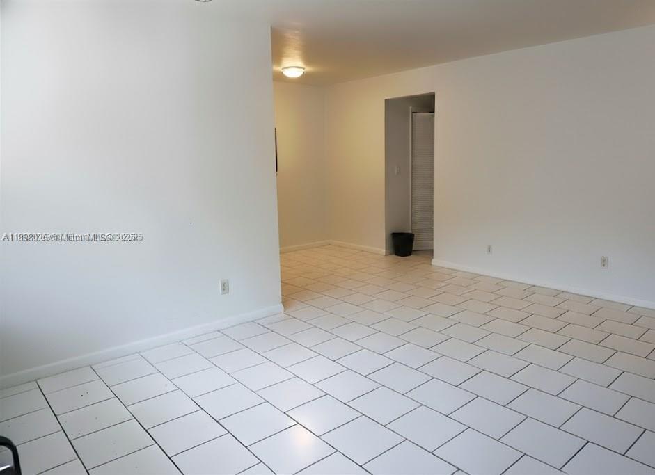 6565 Santona St B5