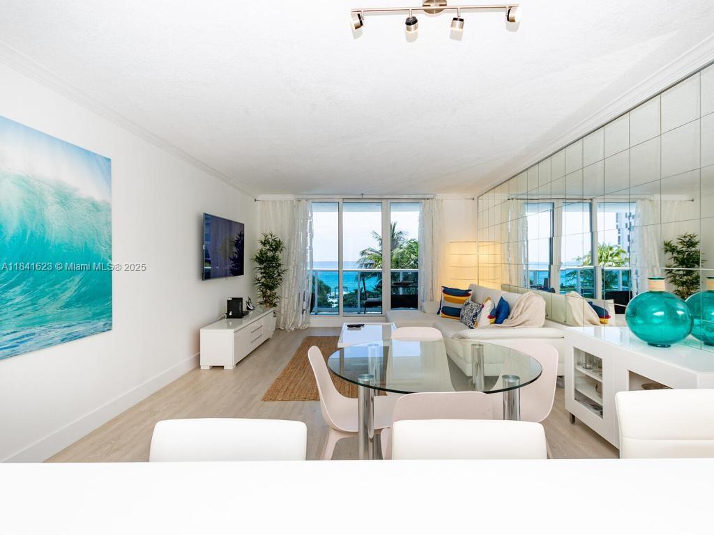 RONEY PALACE CONDO - Residential Lease