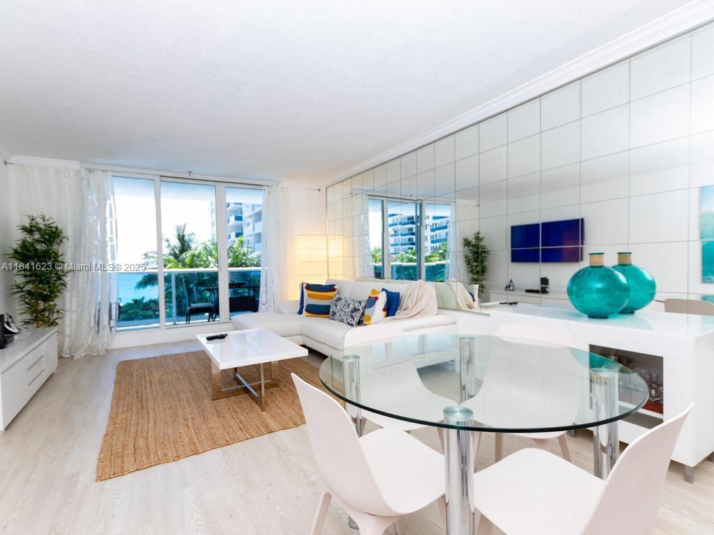 RONEY PALACE CONDO - Residential Lease