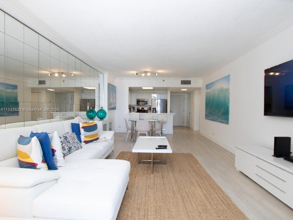 RONEY PALACE CONDO - Residential Lease