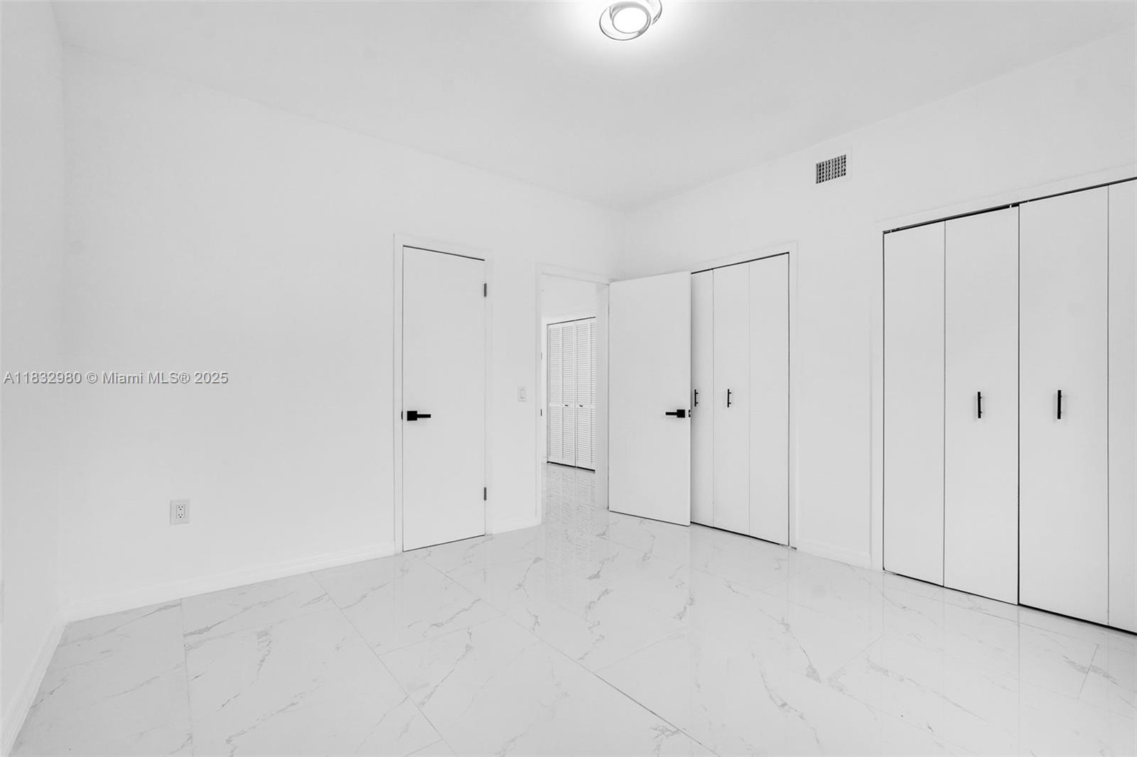 TRAIL PARK - Residential