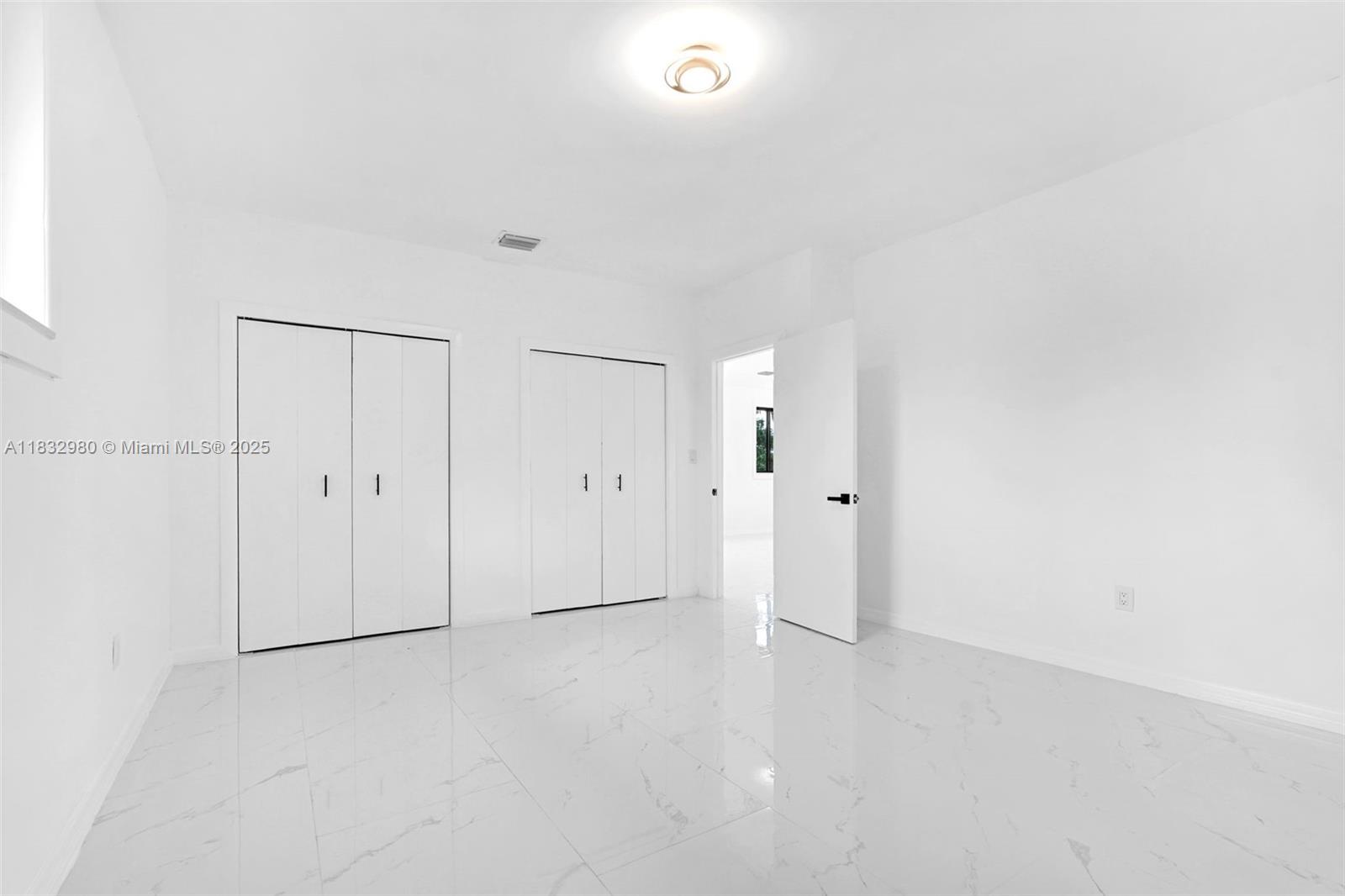 TRAIL PARK - Residential