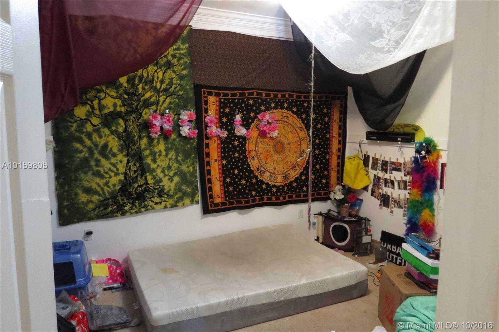 Floridian Bay Estates - Residential