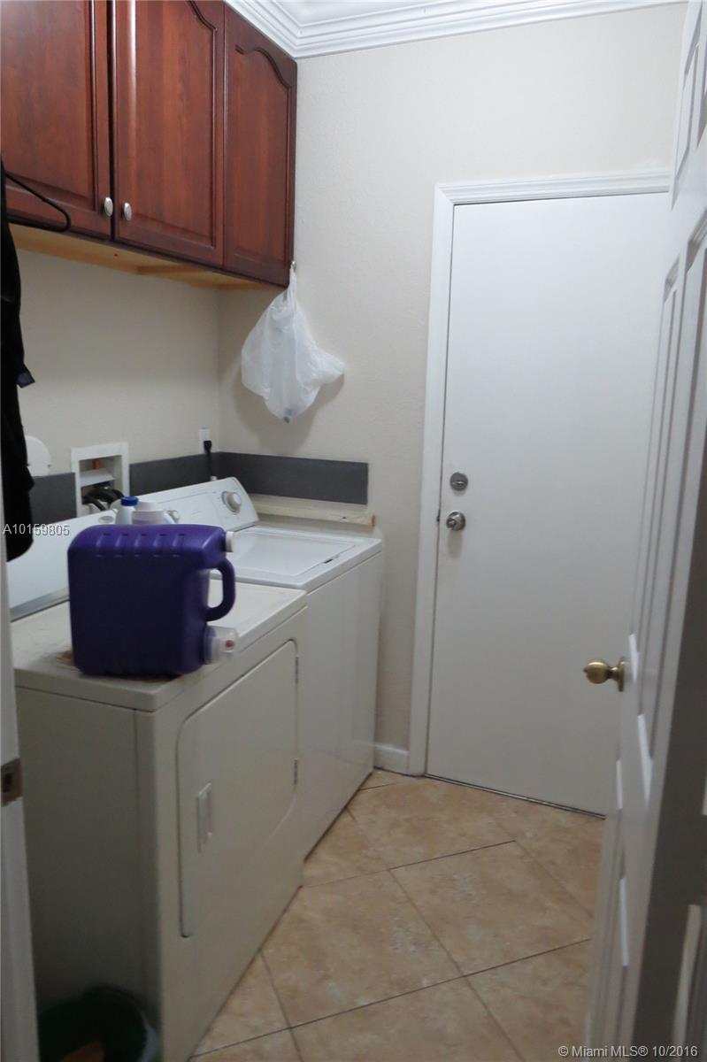 Floridian Bay Estates - Residential