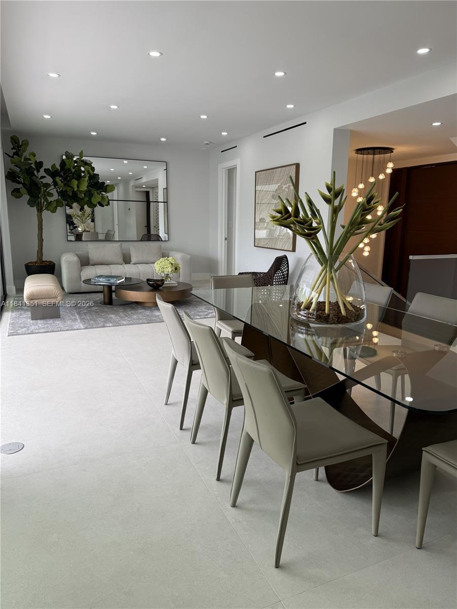 TROPICAL ISLE HOMES SUB 4 - Residential