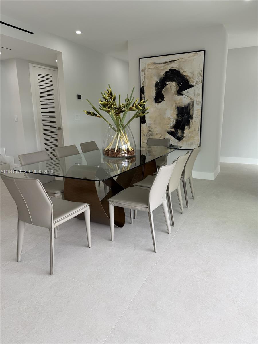 TROPICAL ISLE HOMES SUB 4 - Residential