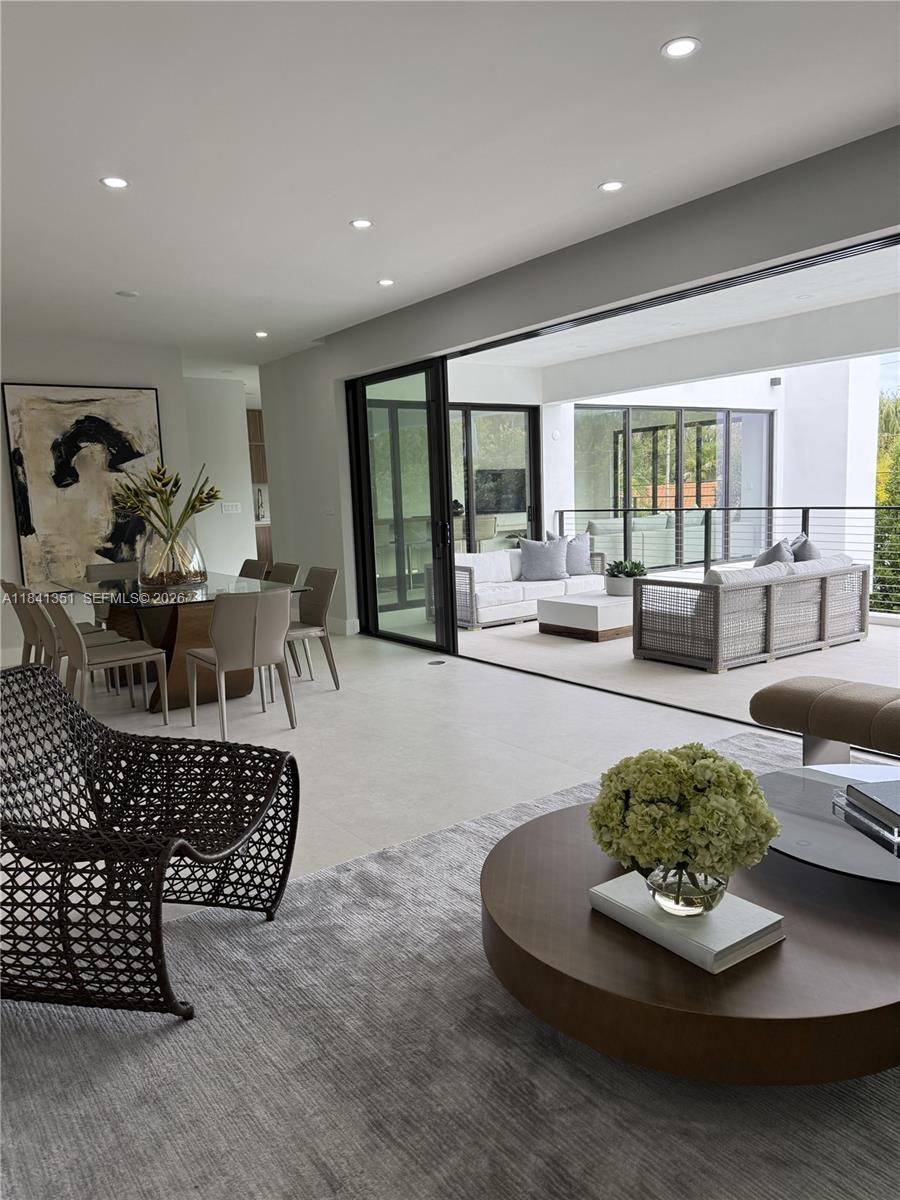 TROPICAL ISLE HOMES SUB 4 - Residential