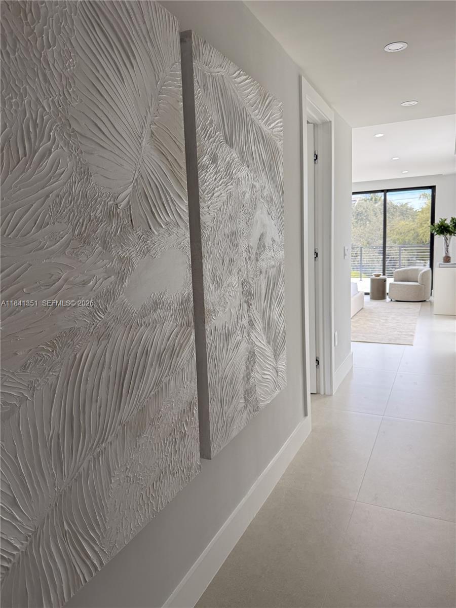 TROPICAL ISLE HOMES SUB 4 - Residential