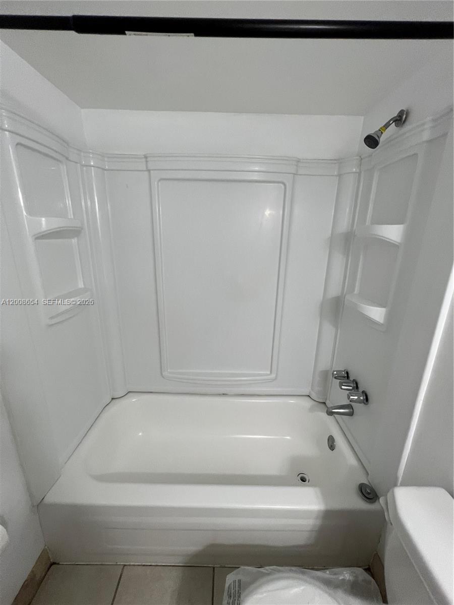 RAMBLEWOOD EAST CONDO - Residential