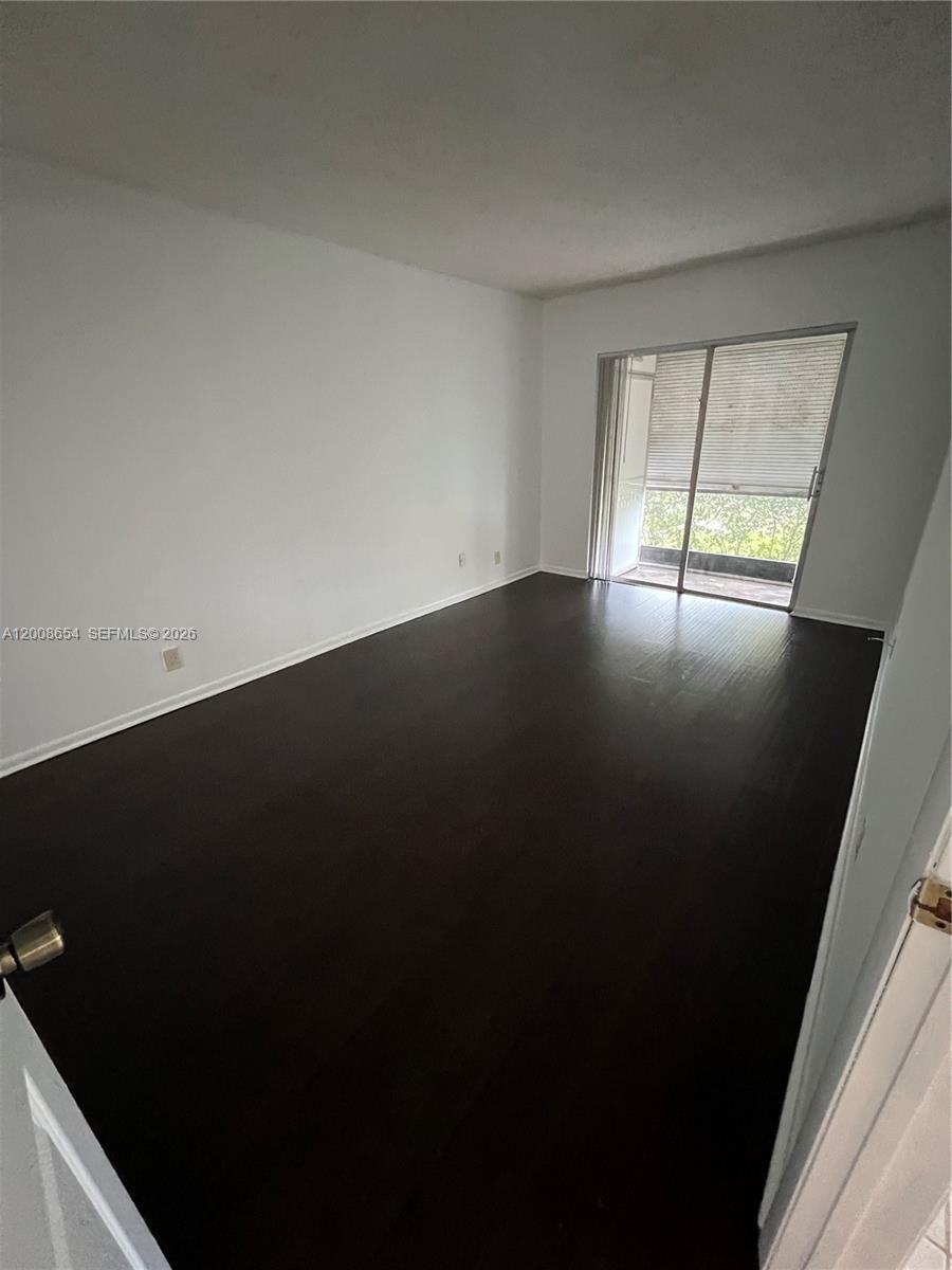 RAMBLEWOOD EAST CONDO - Residential