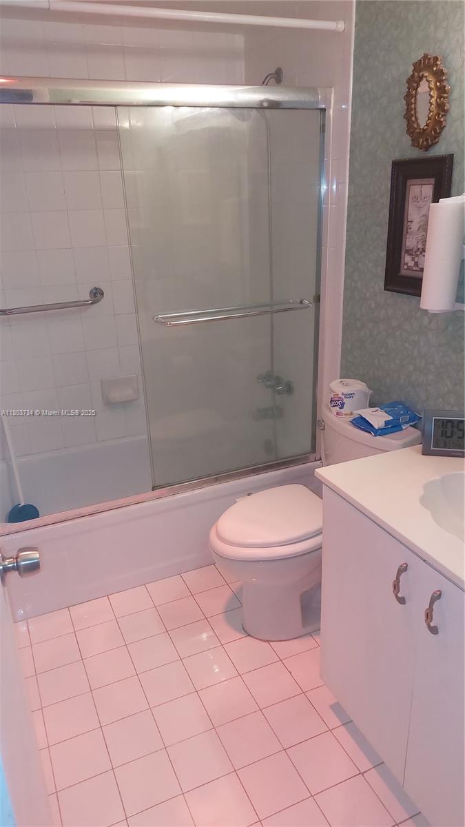 1400 Saint Charles Pl L4