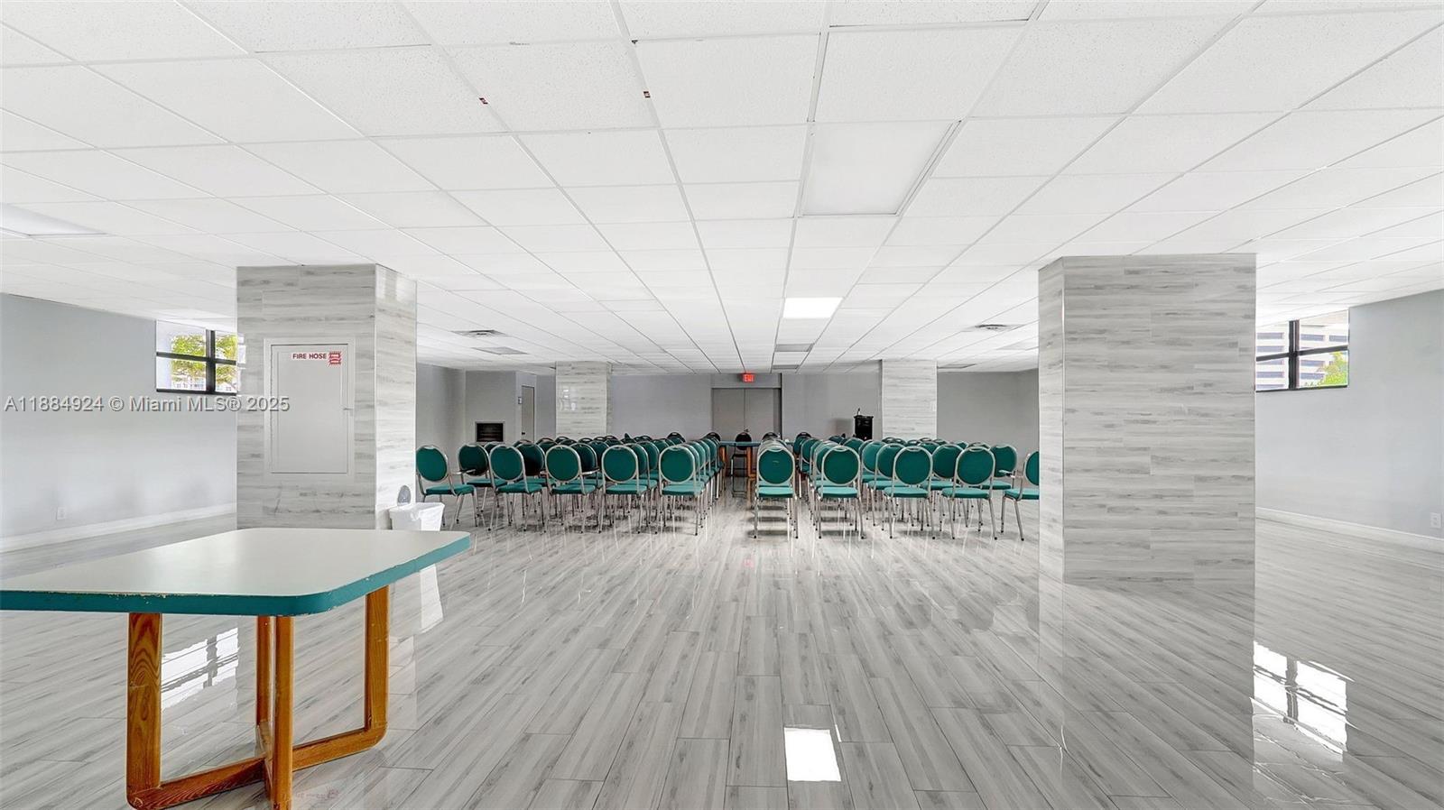 TOWERS OF OCEANVIEW SOUTH - Residential