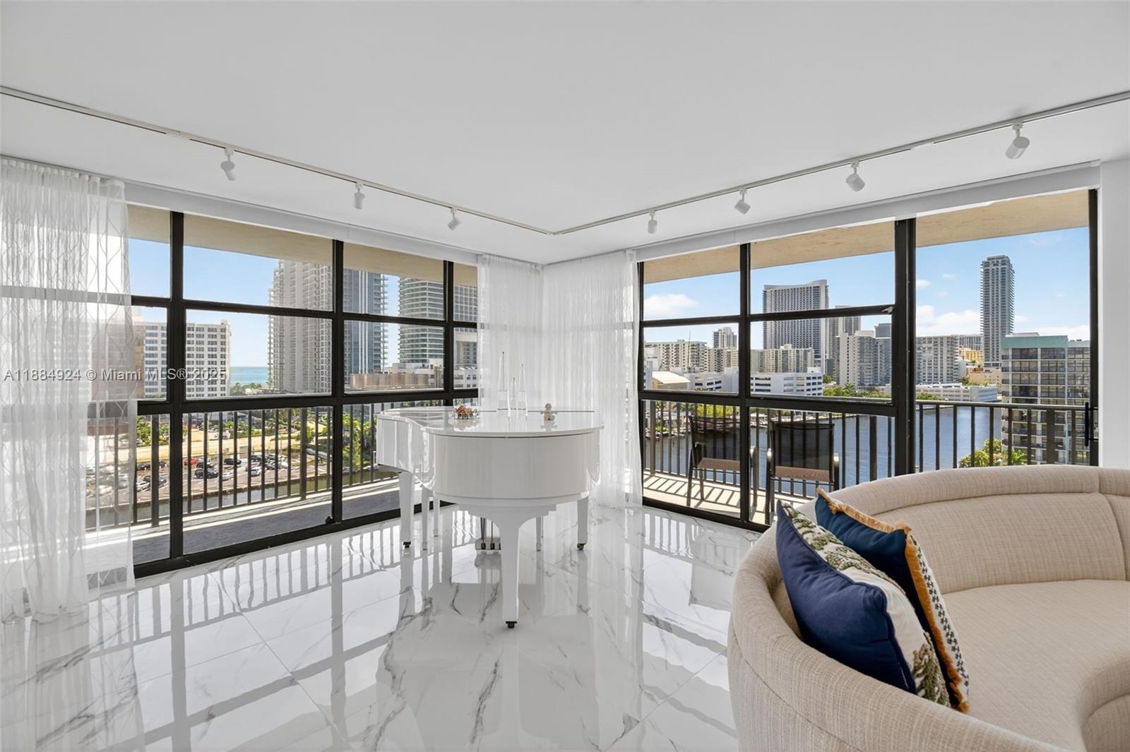 TOWERS OF OCEANVIEW SOUTH - Residential