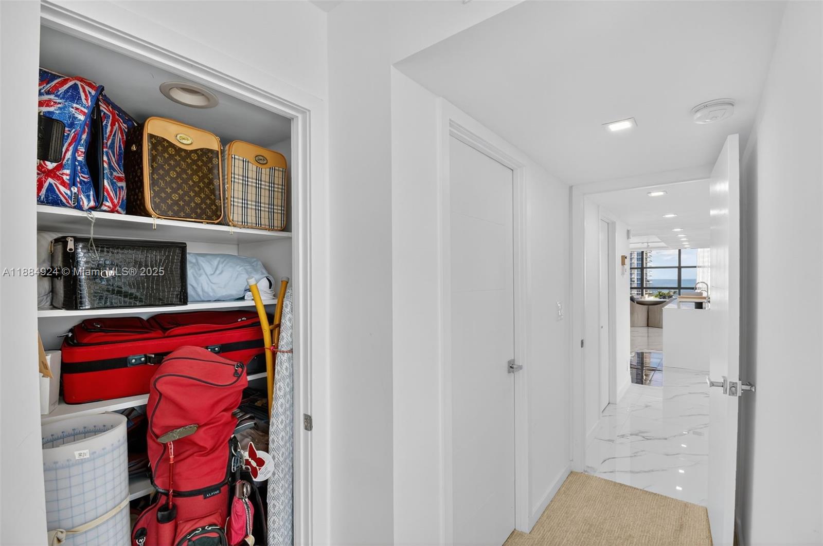 TOWERS OF OCEANVIEW SOUTH - Residential