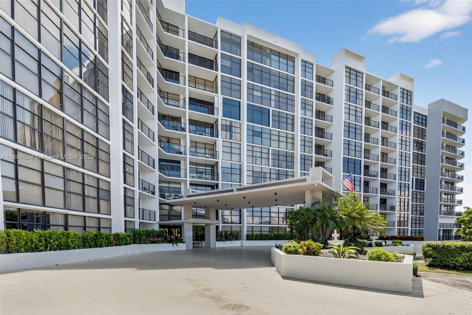 TOWERS OF OCEANVIEW SOUTH - Residential