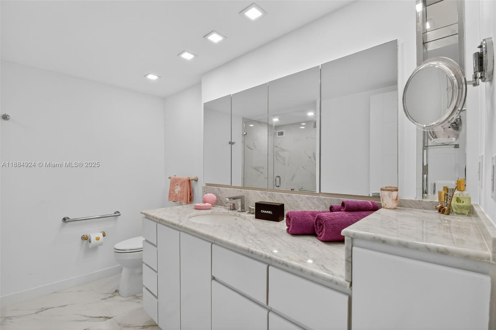 TOWERS OF OCEANVIEW SOUTH - Residential