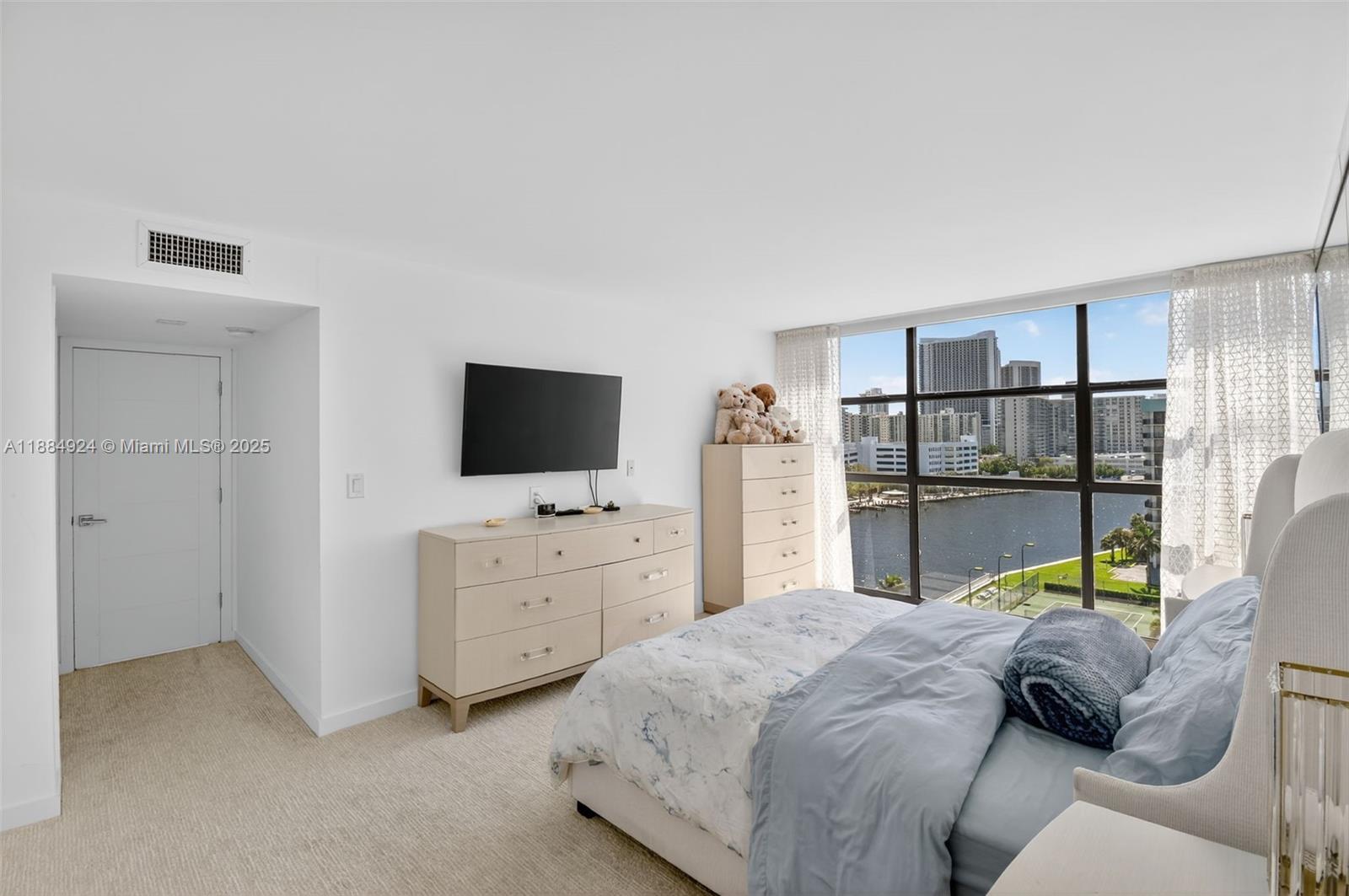 TOWERS OF OCEANVIEW SOUTH - Residential