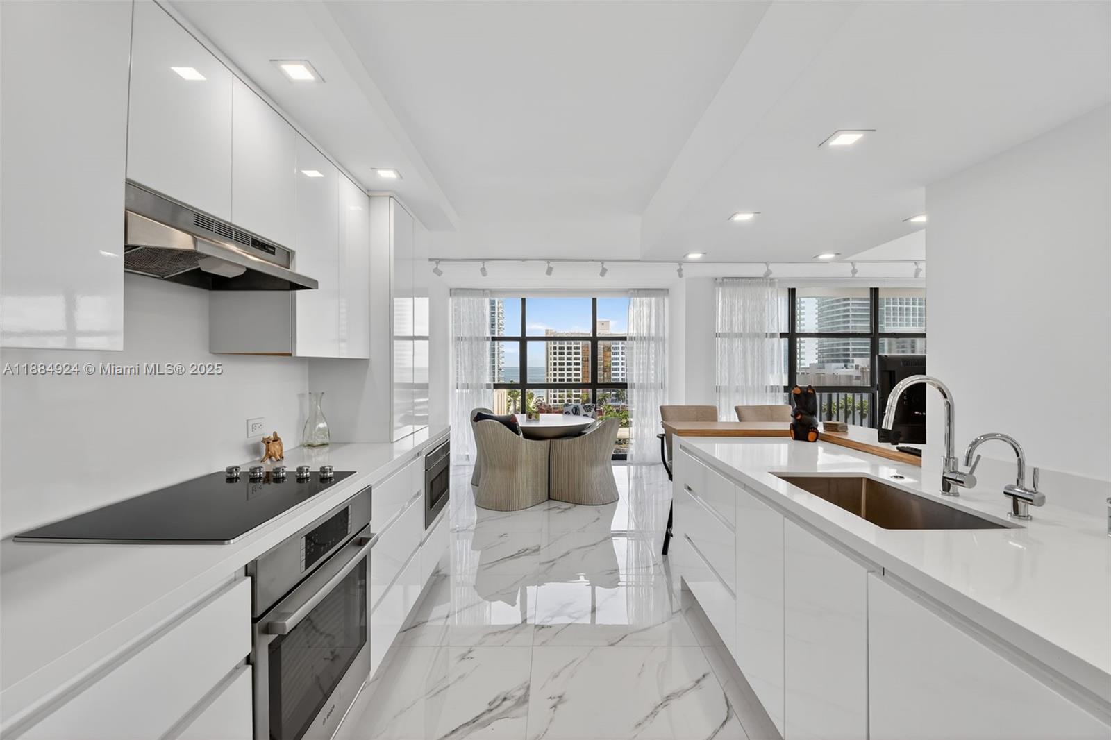 TOWERS OF OCEANVIEW SOUTH - Residential