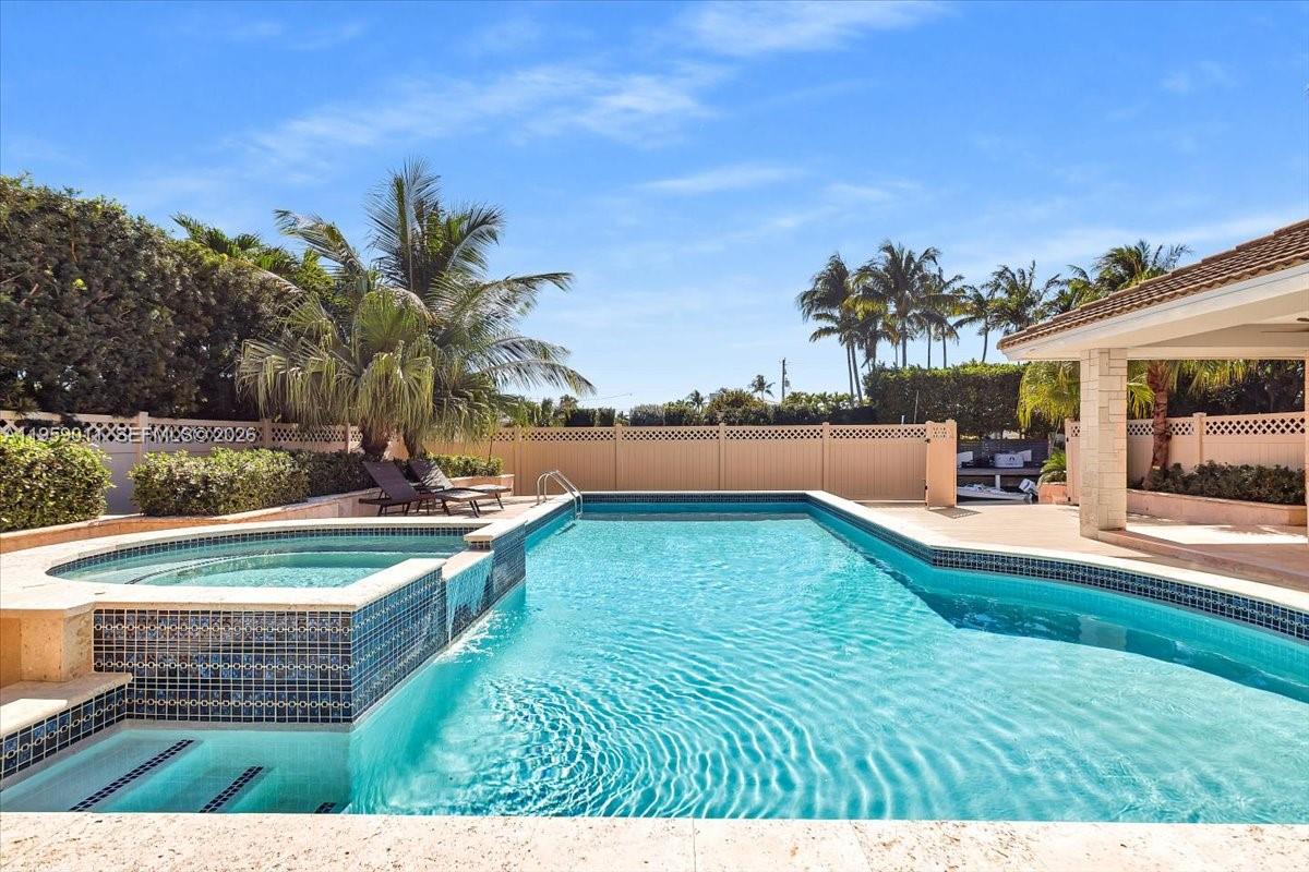 BISCAYNE POINT - Residential Lease