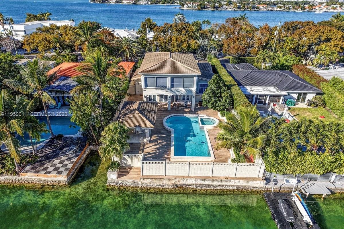 BISCAYNE POINT - Residential Lease