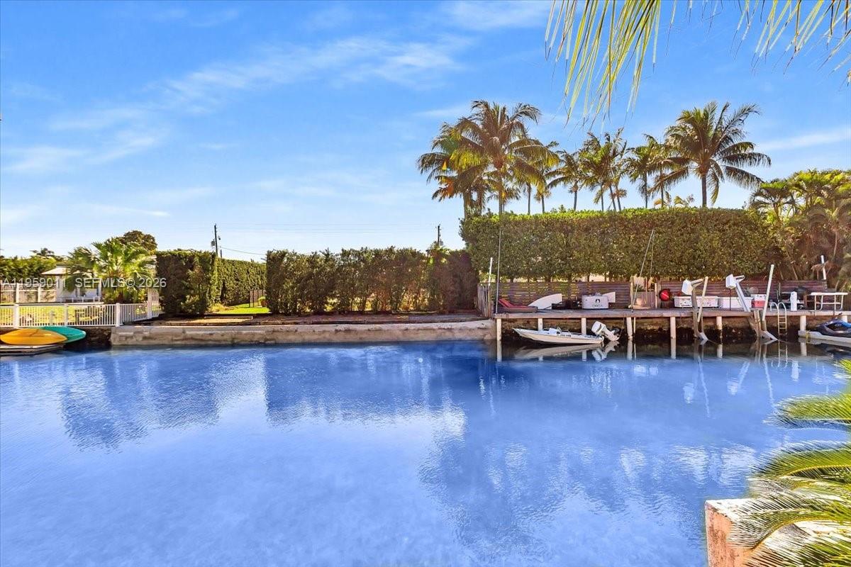 BISCAYNE POINT - Residential Lease