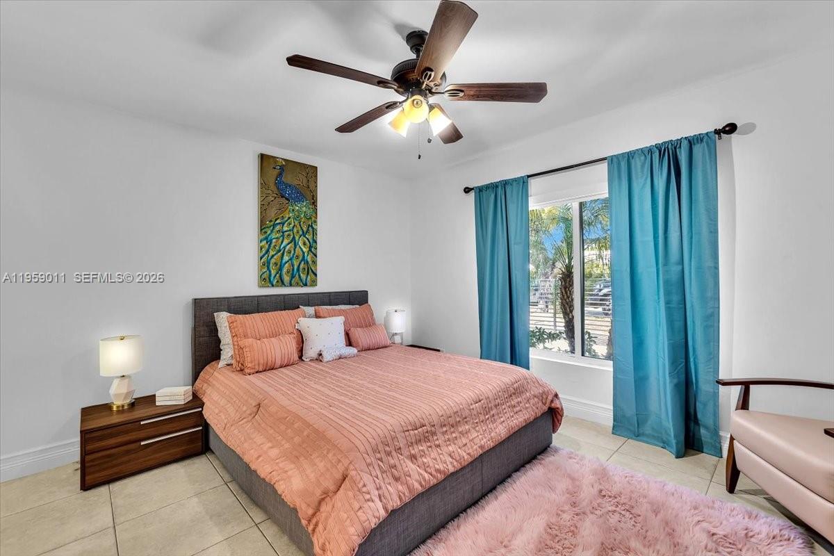 BISCAYNE POINT - Residential Lease