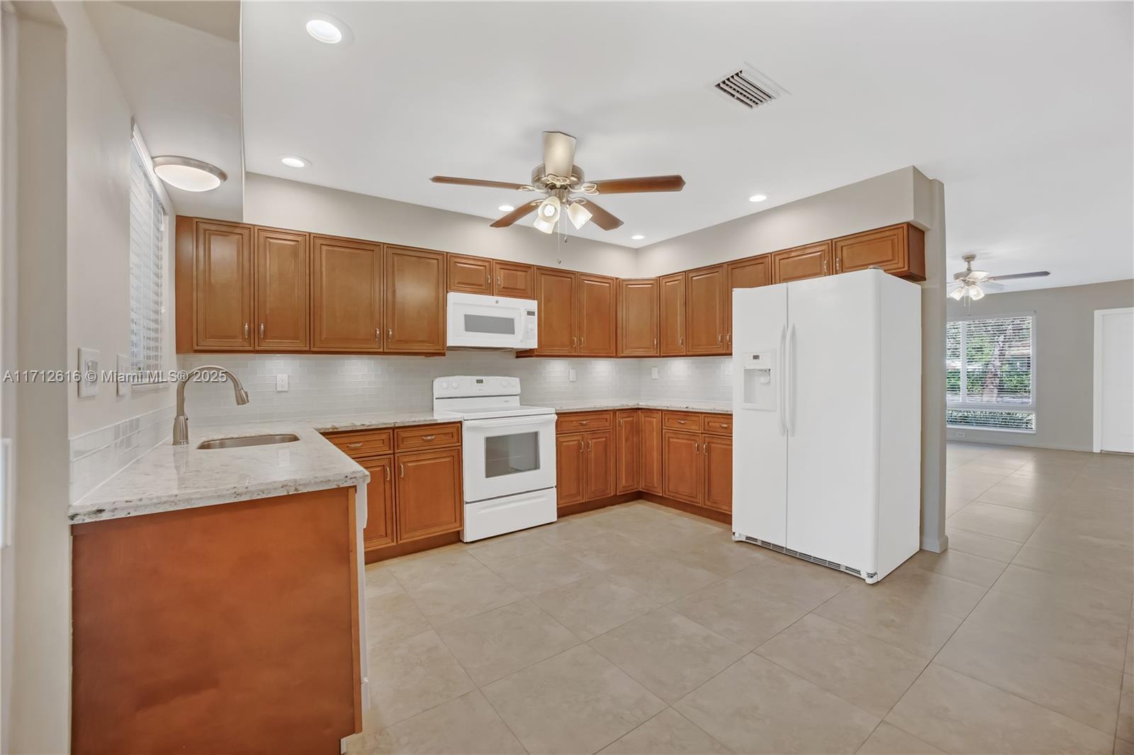 830 Sw 18th St, Fort Lauderdale, Broward County, Florida - 3 Bedrooms  
2 Bathrooms - 