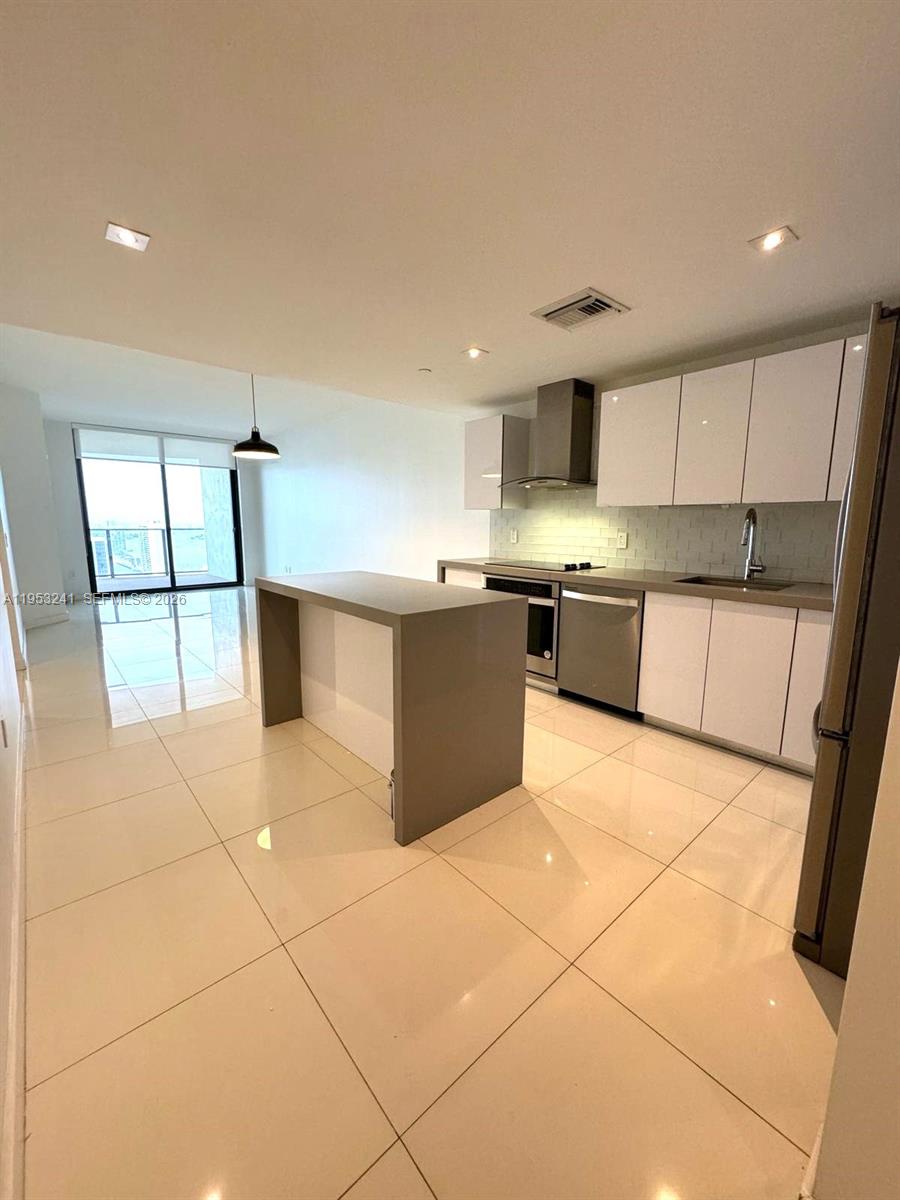 1600 NE 1st Ave 3101