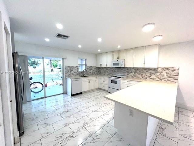 1911 NW 95th Ter