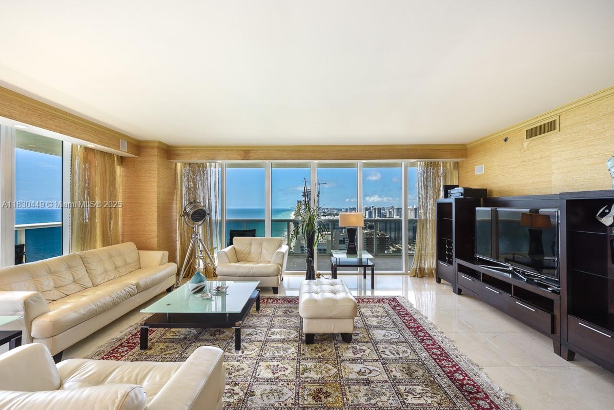 1830 S Ocean Dr 3402