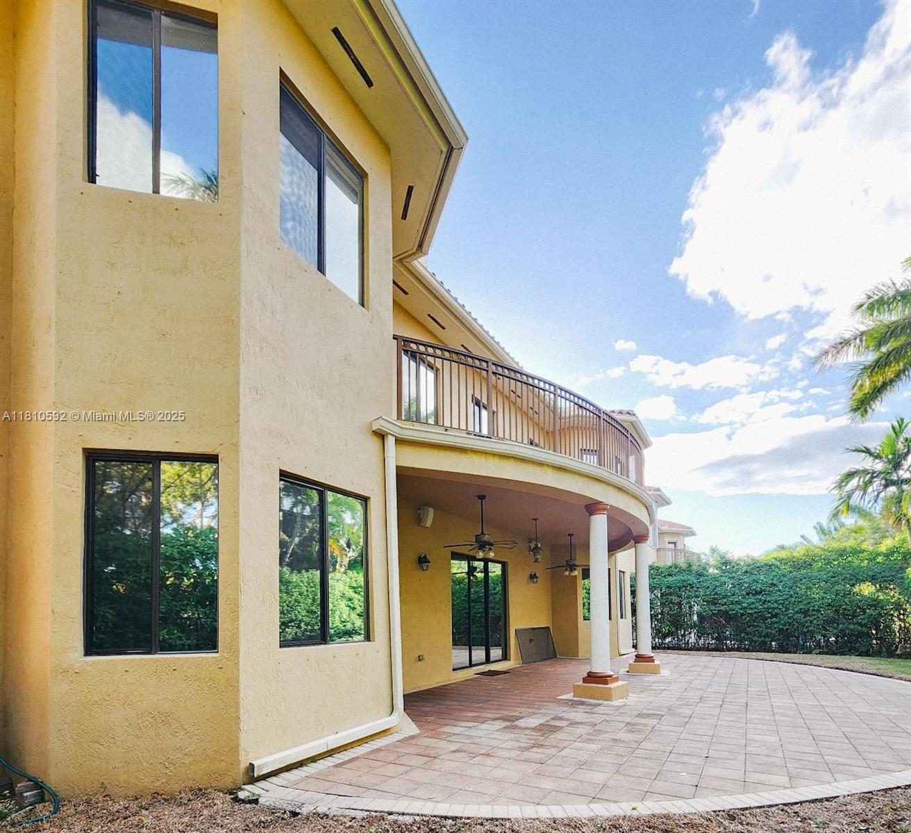 7839 SW 195th Ter 0