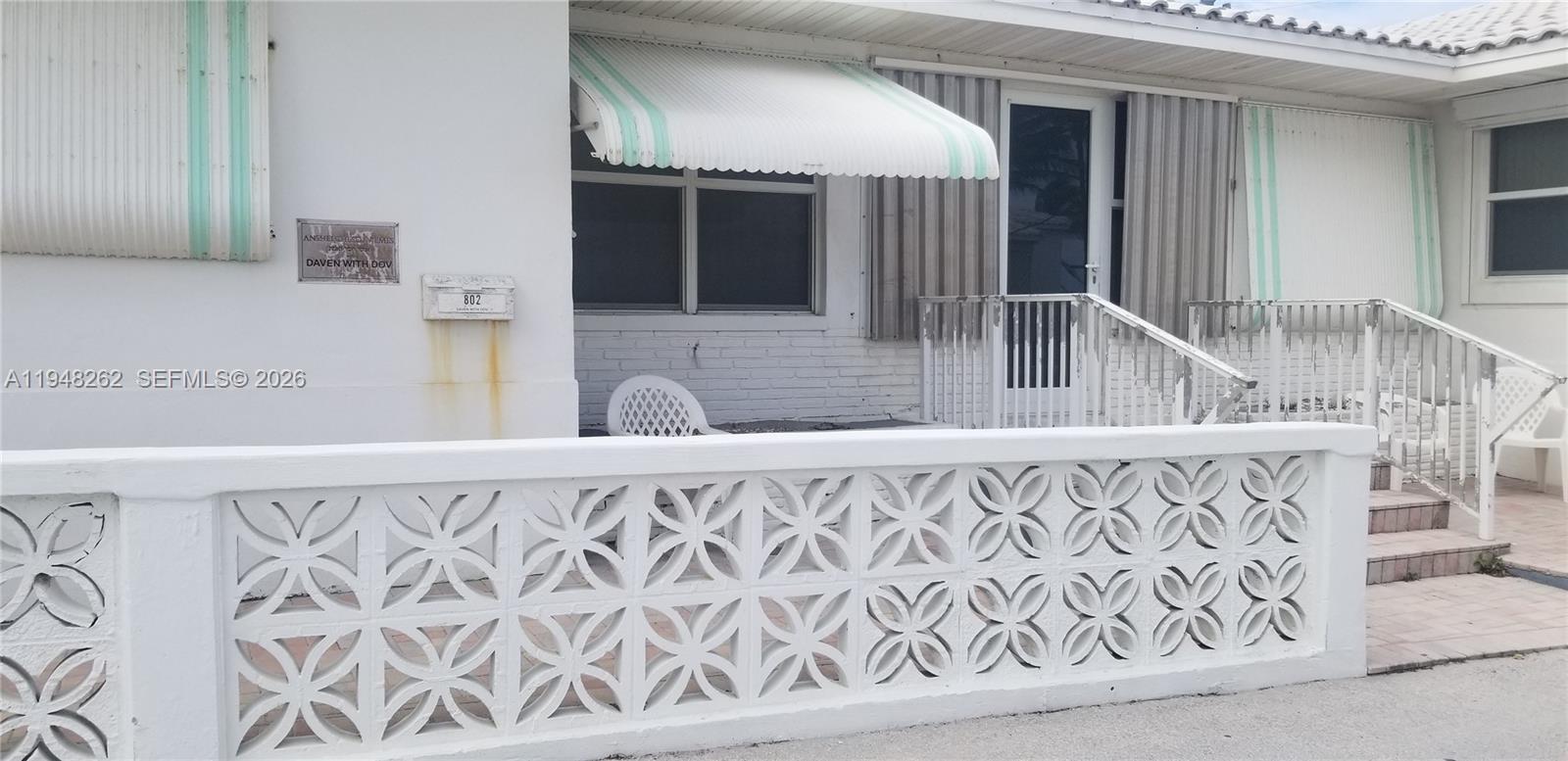 QUADOMAIN TOWER I AND IV - Residential