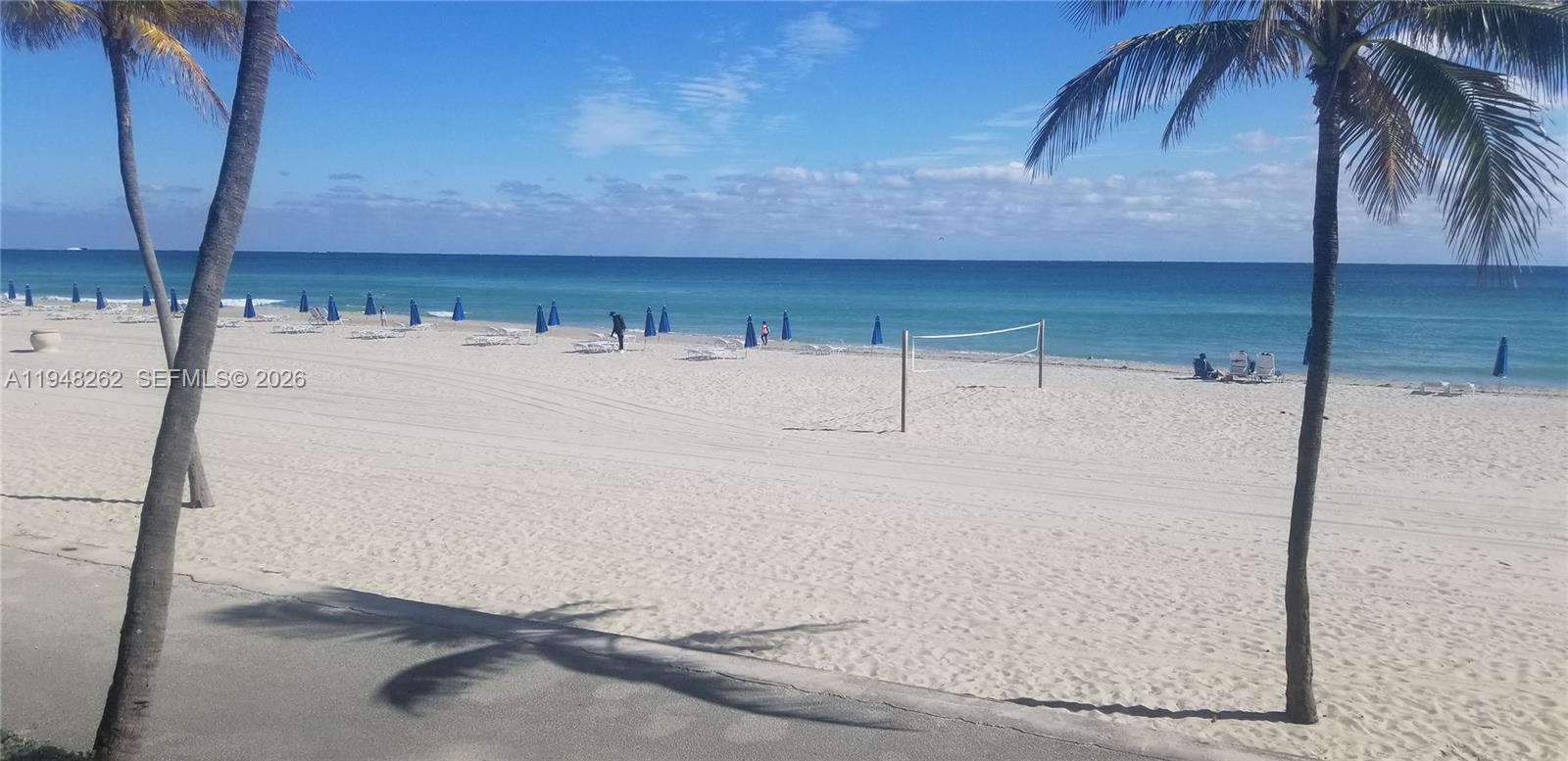 QUADOMAIN TOWER I AND IV - Residential