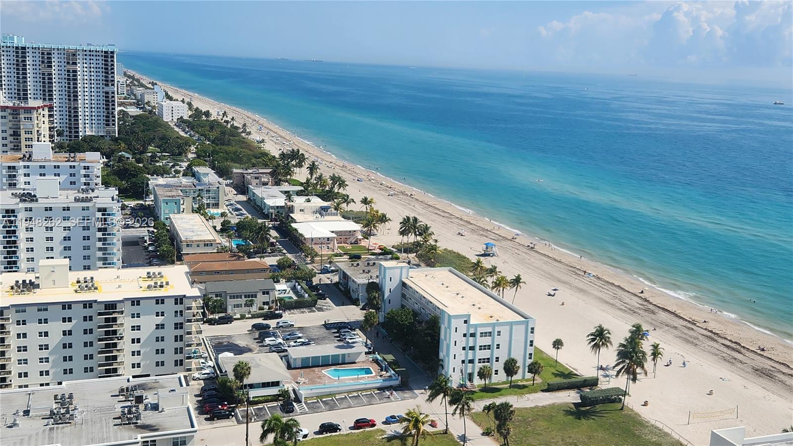 QUADOMAIN TOWER I AND IV - Residential