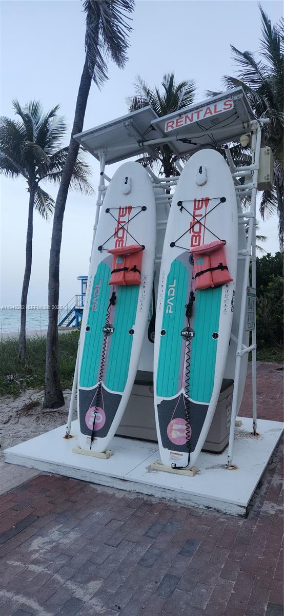 QUADOMAIN TOWER I AND IV - Residential