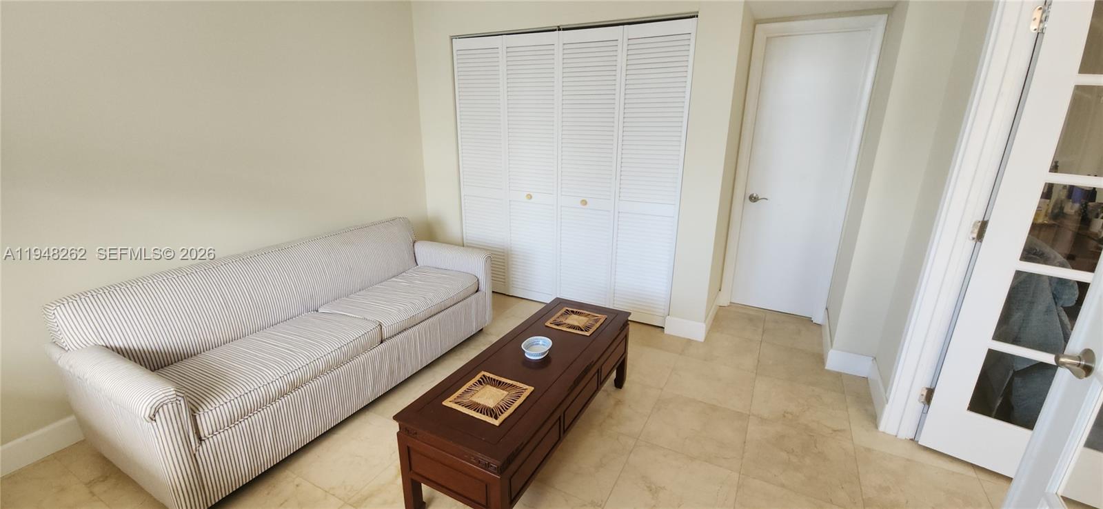 QUADOMAIN TOWER I AND IV - Residential