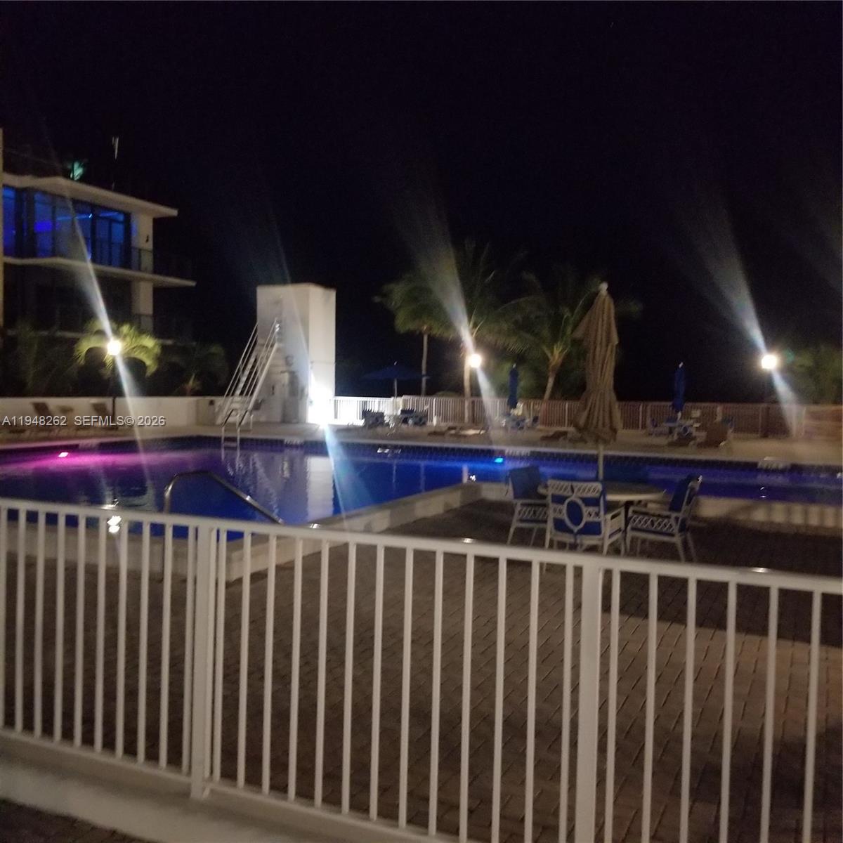 QUADOMAIN TOWER I AND IV - Residential