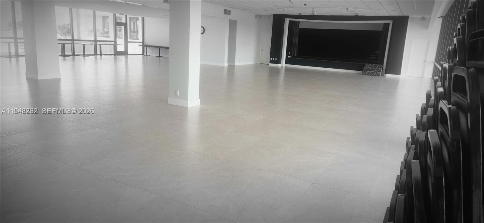 QUADOMAIN TOWER I AND IV - Residential