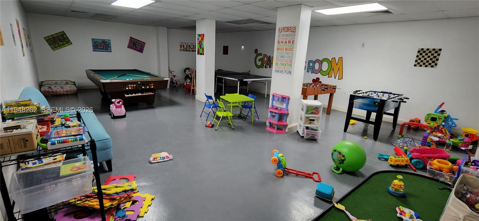 QUADOMAIN TOWER I AND IV - Residential