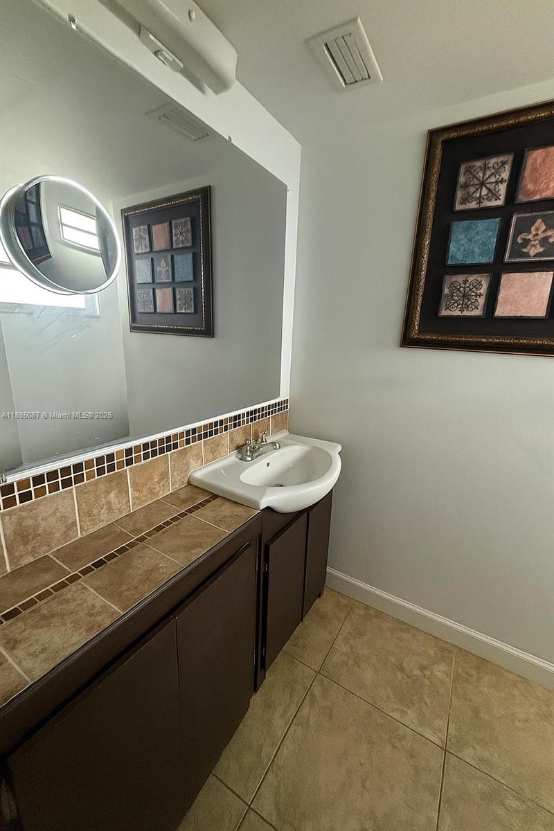 JADE WINDS GROUP - - Residential