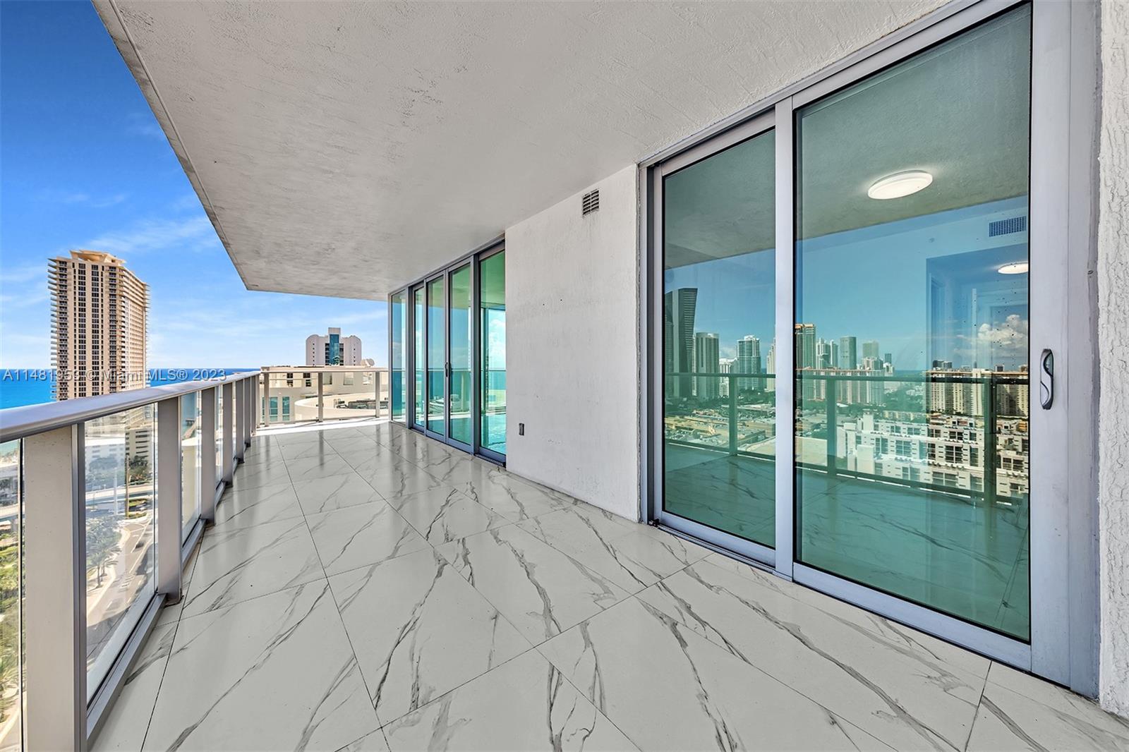 PARQUE TOWERS CONDO - Residential Lease