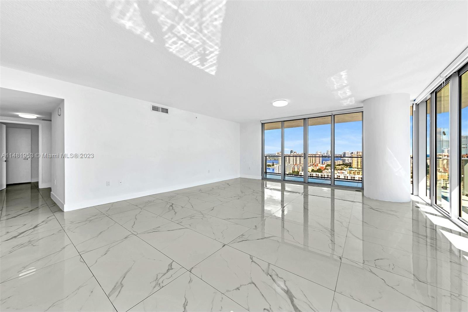 PARQUE TOWERS CONDO - Residential Lease