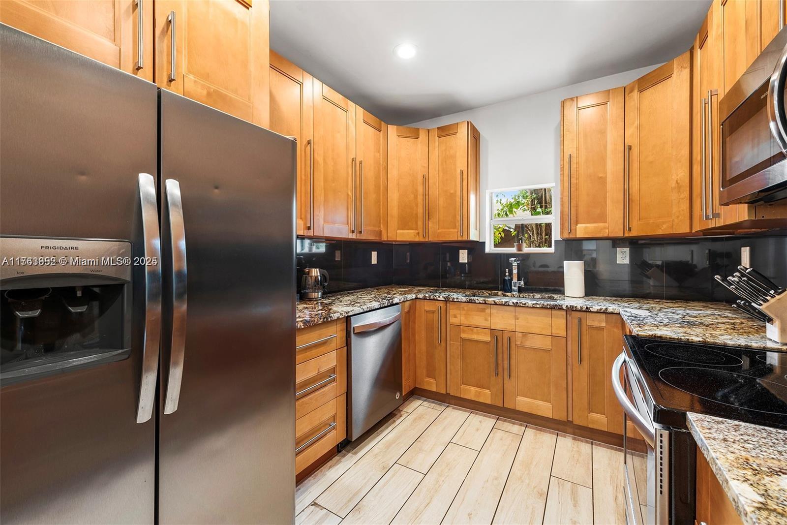 COLLEGE PARK ADDN - Residential