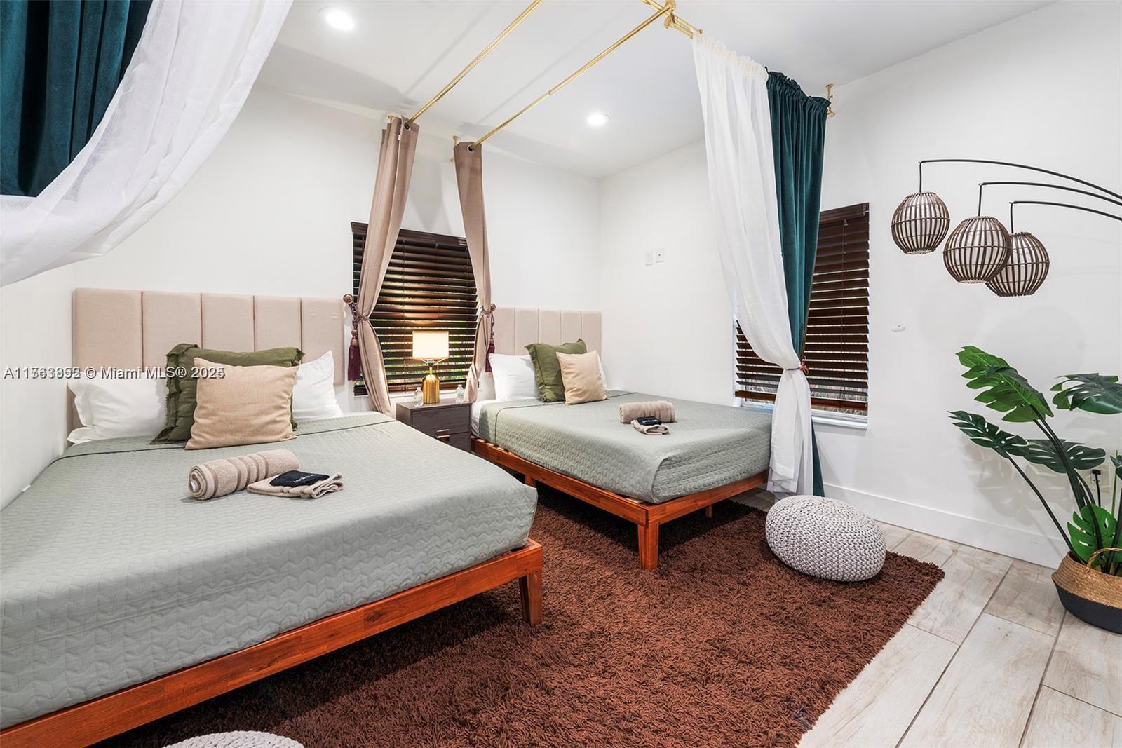 COLLEGE PARK ADDN - Residential