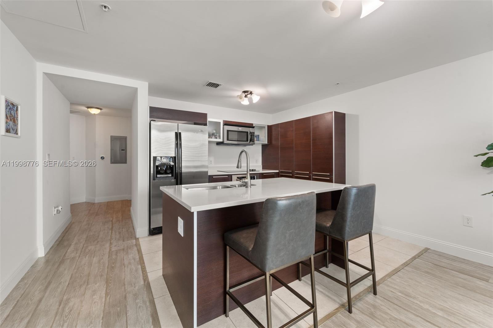 QUANTUM ON THE BAY CONDO - Residential Lease