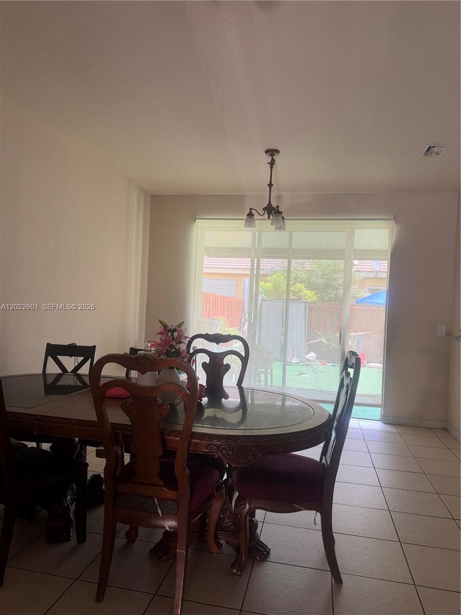 MOWRY VILLAS - Residential Lease