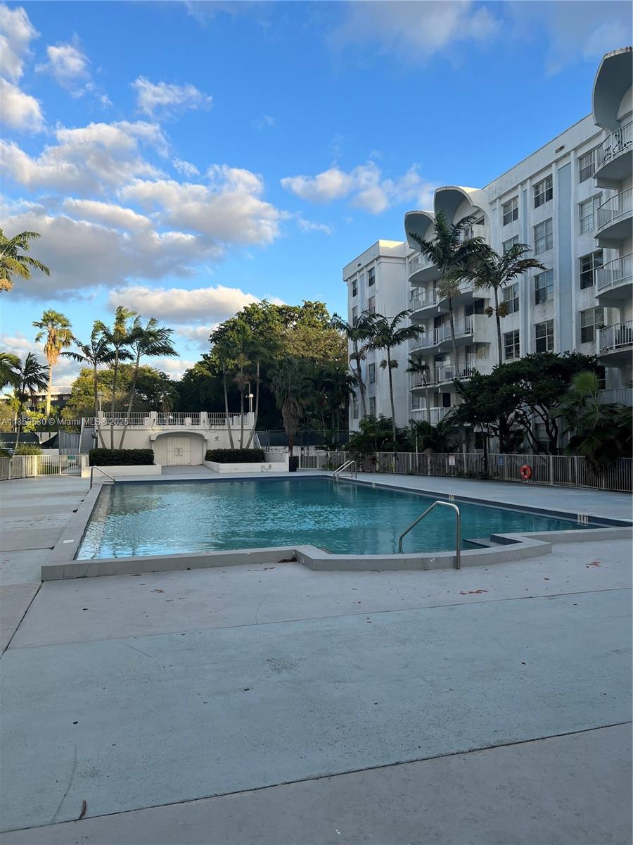 MONTECARLO CONDO - Residential